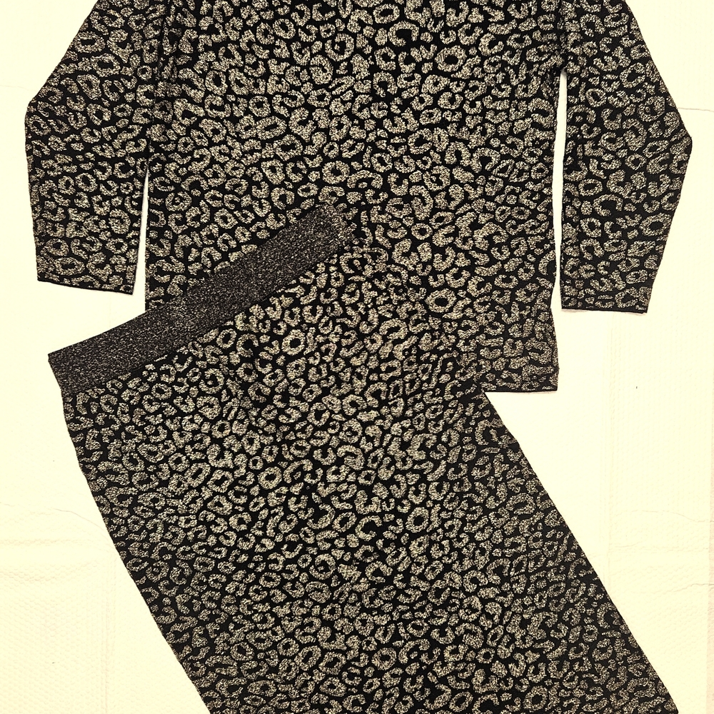 Elie Tahari gold leopard print tunic and skirt 2 set, jersey, long sleeves,L
